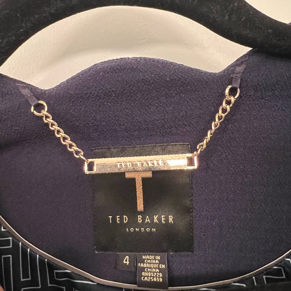 Ted Baker Navy Scalloped-Edge Open-Front Blazer - Picture 5 of 7